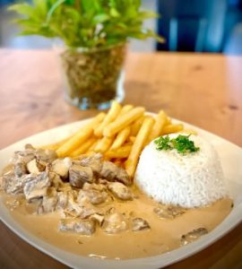 Eskina Restaurant Bar 09