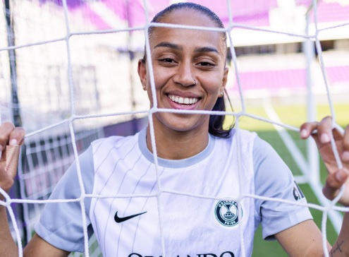 Atacante da Seleção, Adriana encerra primeira temporada no Orlando Pride  como artilheira da equipe, futebol